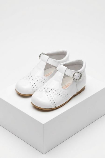 Andanines girls patent leather shoe 191827-19 White