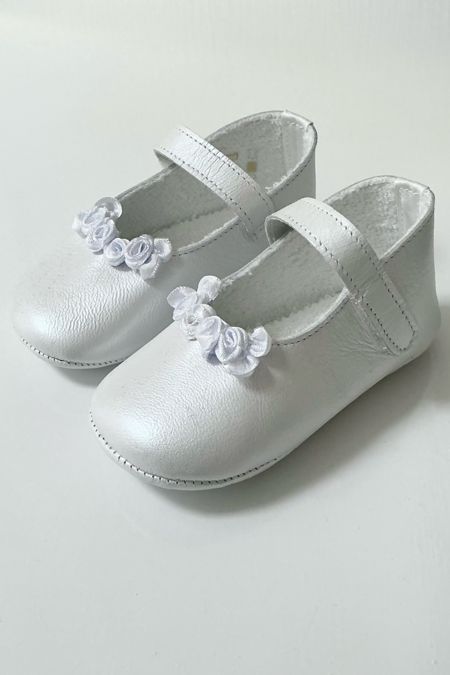 Cuquito baby girls soft sole leather shoes 22786 White Pearlised