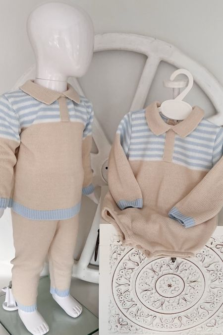 Little Star boys quarter stripe knit set 25200 BEIGE