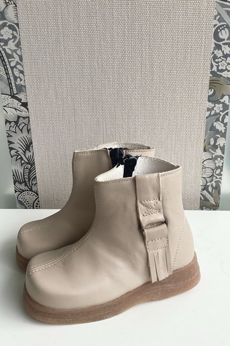 Andanines girls ankle leather boot 1981 Nilo Beige