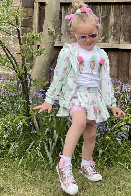 Daga girls icecream & spot print blouse & skort 8300-8301-210